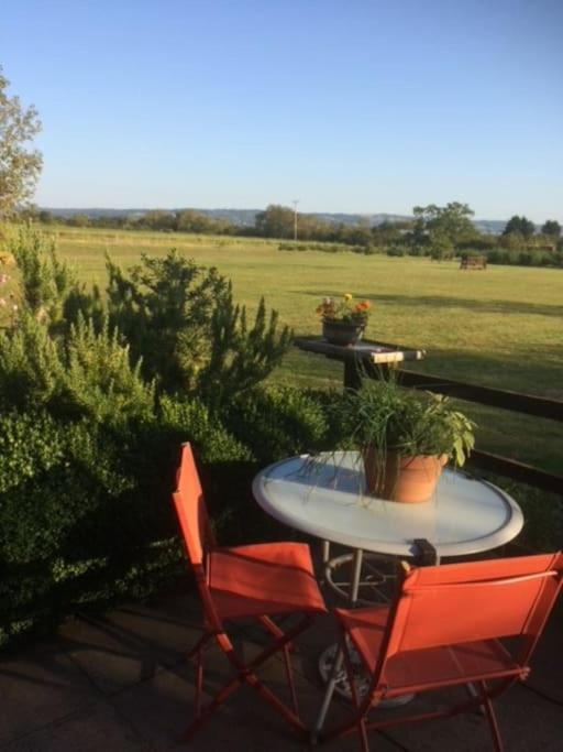 Cotswold Edge Guest Suite With Broadway Hill View Badsey 外观 照片