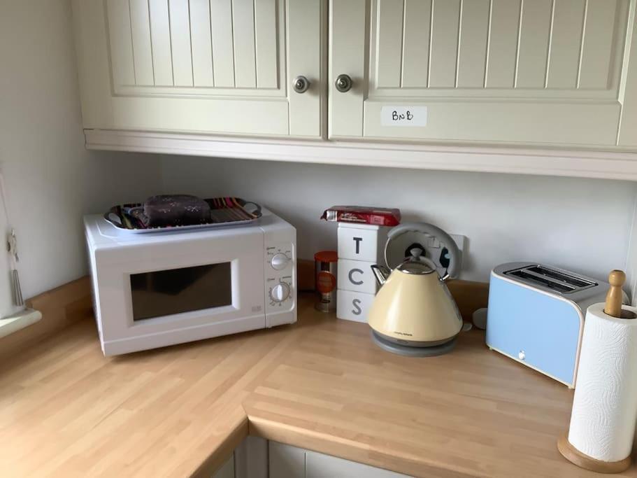 Cotswold Edge Guest Suite With Broadway Hill View Badsey 外观 照片